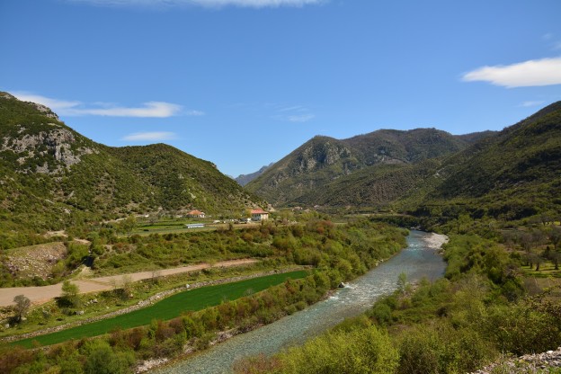 Albanien